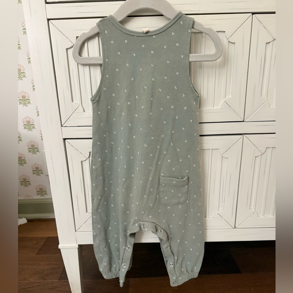 Quincy Mae steel blue sleeveless jumpsuit size 12-18 months - Picture 3 of 3